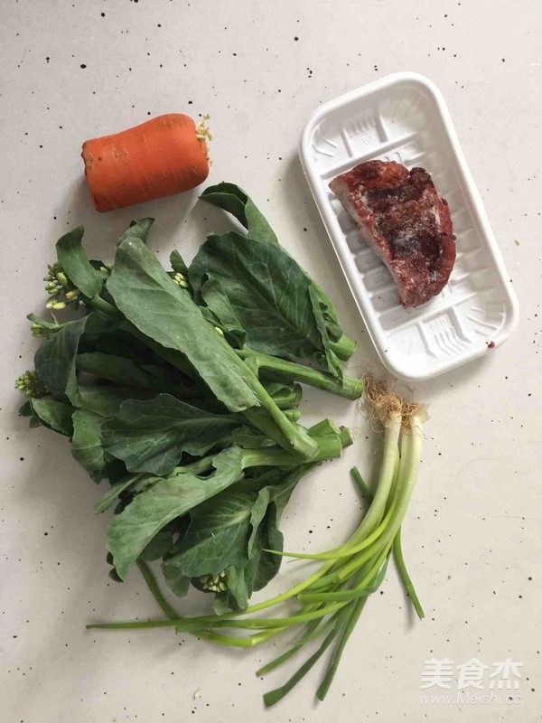 叉烧肉炒饭的做法步骤：1