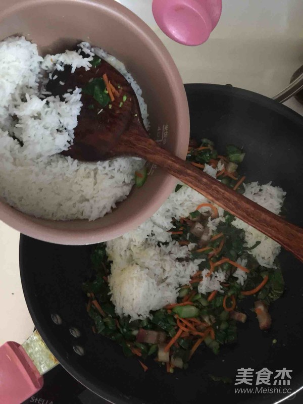 叉烧肉炒饭的做法步骤:6