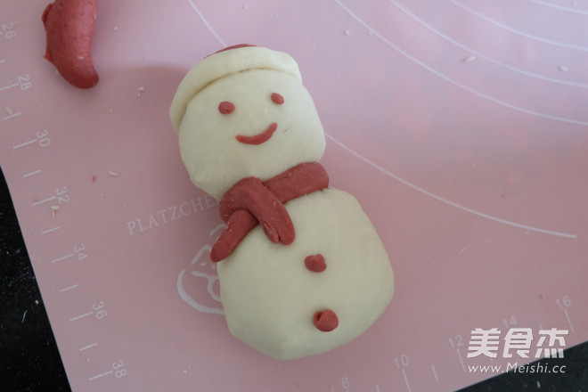 雪人馒头的做法步骤:14
