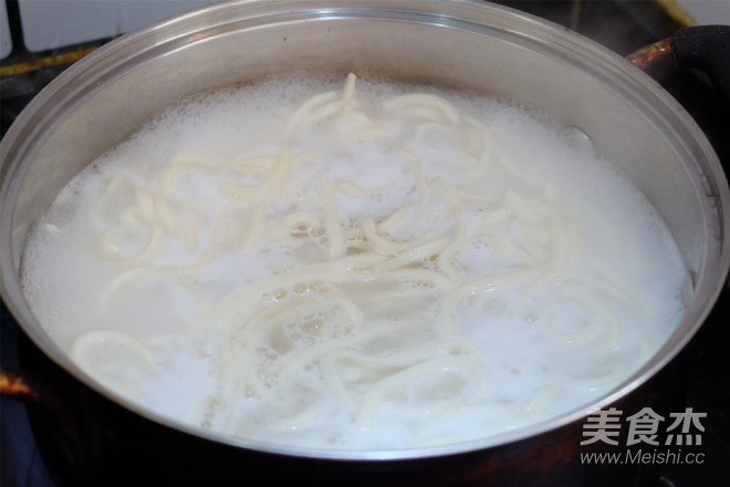 杂蔬肉丝炒面的做法步骤:11
