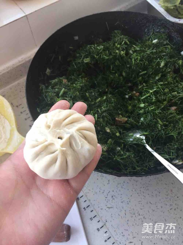 茴香肉丁烫面包子的做法步骤:8