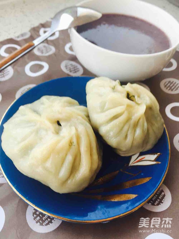 茴香肉丁烫面包子的做法步骤:9