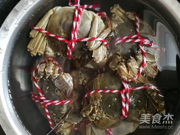 清煮螃蟹的做法步骤：1
