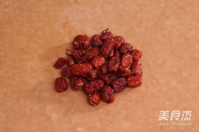 红枣核桃酥的做法步骤：1