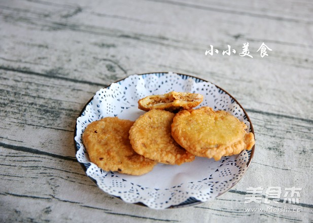 炸藕盒:藕脆爽口、肉香四溢、味道鲜美的做法步骤:7