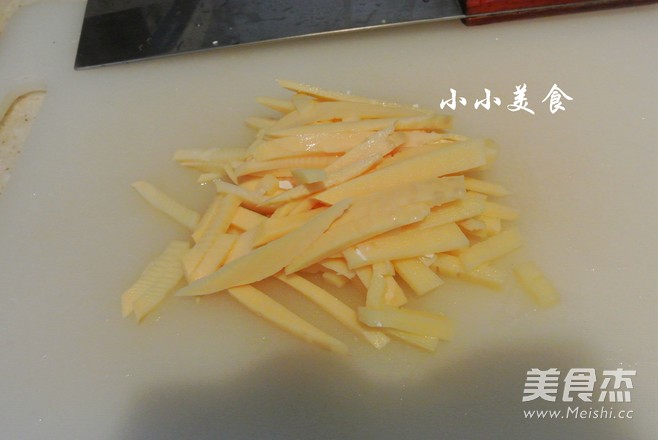 鱼香肉丝:非常下饭的家常菜的做法步骤:5