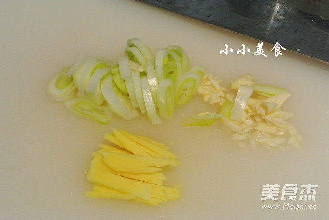 鱼香肉丝:非常下饭的家常菜的做法步骤:7