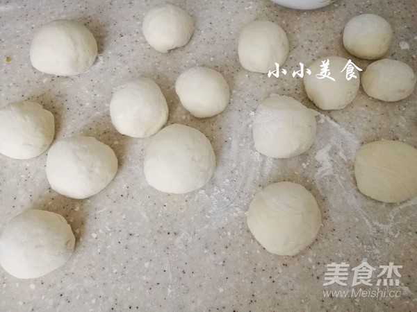 北方大豆包:大人孩子都爱吃的主食的做法步骤:2