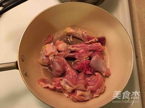 鸡肉炖土豆的做法步骤：5