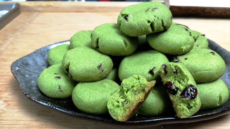 抹茶蔓越莓小酥饼，简单零失误的配方的做法步骤：10