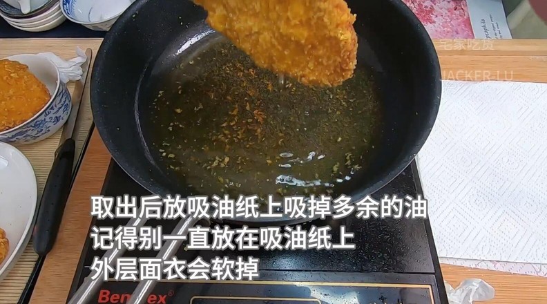 家常版炸猪排，外酥里嫩、一口酥脆满足！的做法步骤：9