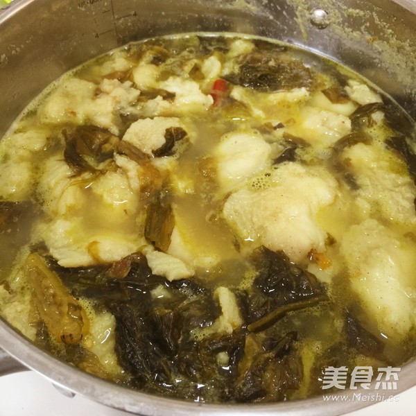 简易酸菜鱼的做法步骤：4