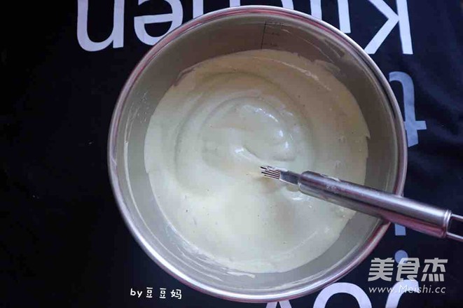 抹茶红豆蛋糕卷的做法步骤:7