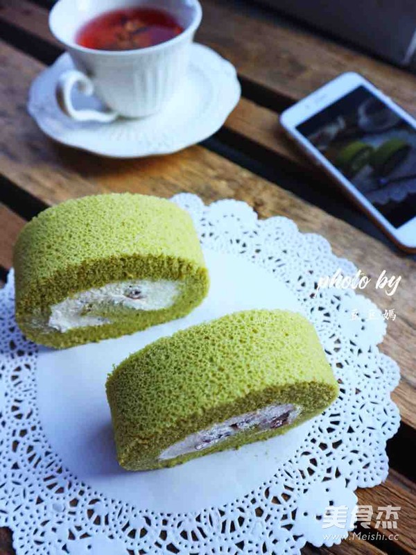 抹茶红豆蛋糕卷的做法步骤:12