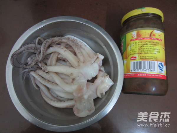 酱烧鱿鱼须的做法步骤：1