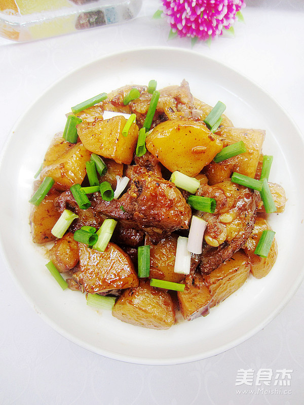 土豆烧排骨的做法步骤：13