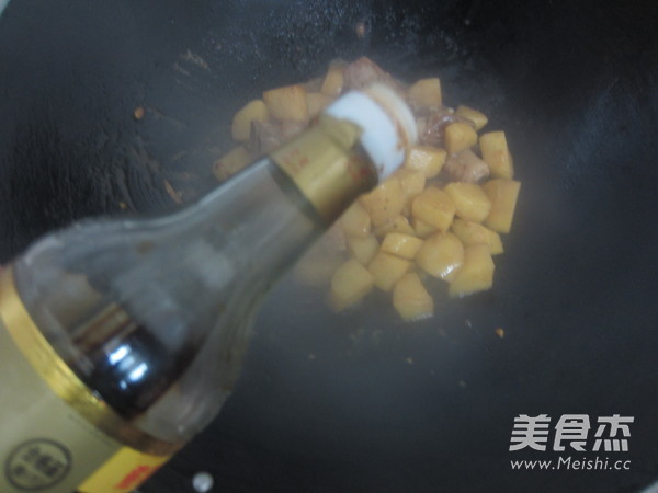 土豆烧排骨的做法步骤：11