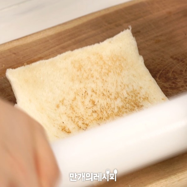 香肠三明治的做法步骤：6