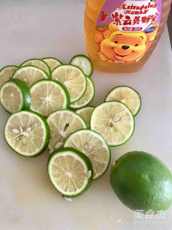 蜜渍青柠檬的做法步骤：6