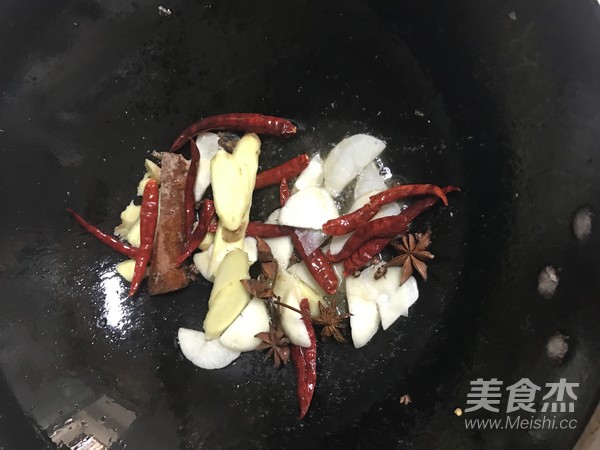 老北京酥鲫鱼的做法步骤：7