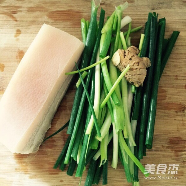 东坡肉的做法步骤:2
