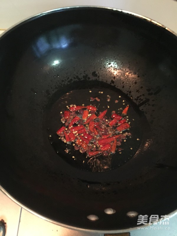 五椒鸡翅的做法步骤:4