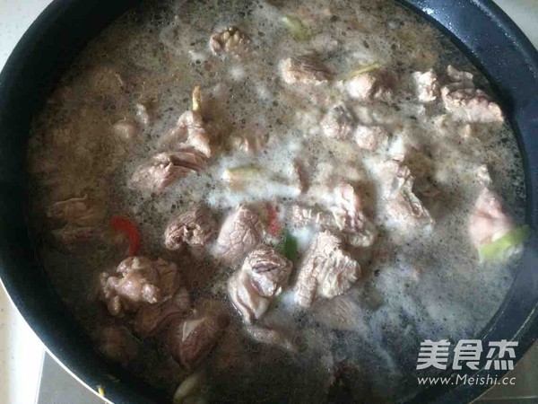 土豆烧牛肉的做法步骤：6