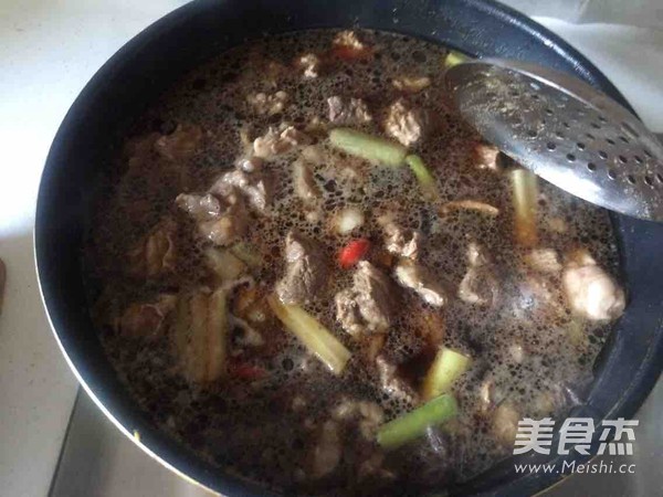 土豆烧牛肉的做法步骤：8