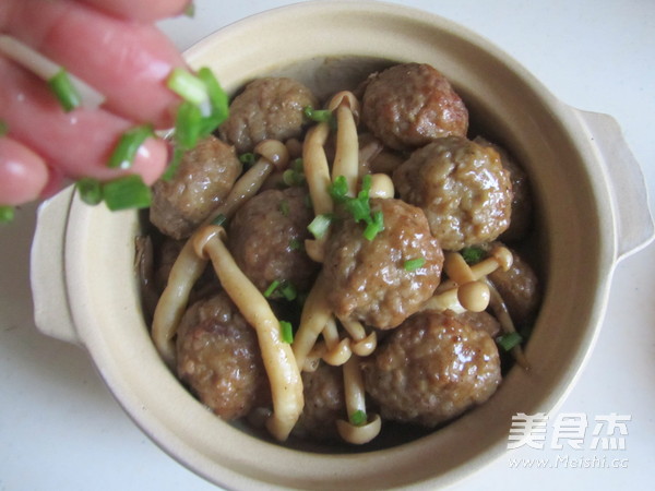 鲜菇烧藕丸的做法步骤:8