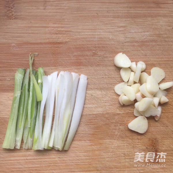 锅包肉的做法步骤:3