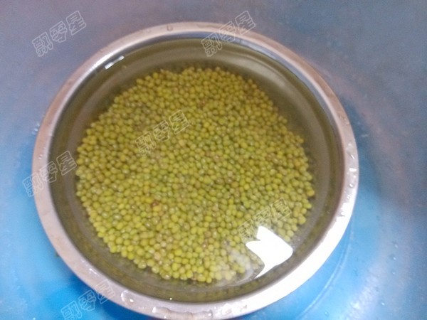 绿豆棒冰的做法步骤:2