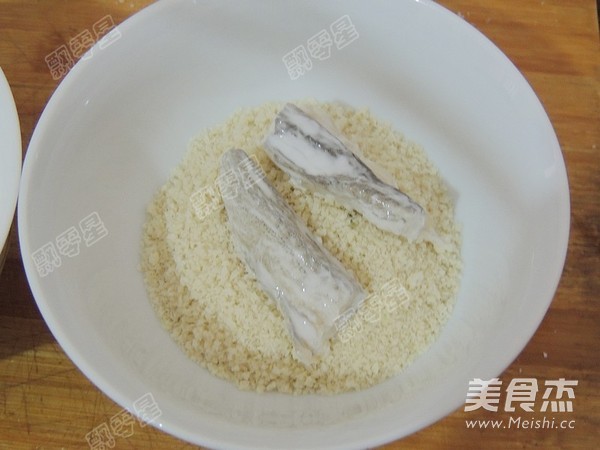 脆炸龙头鱼的做法步骤:7