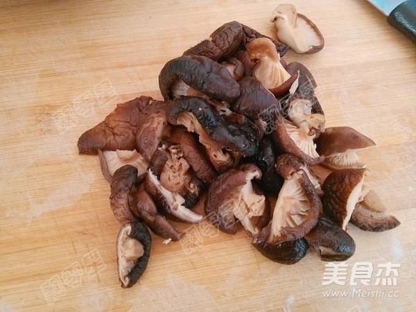 香菇油菜的做法步骤:3