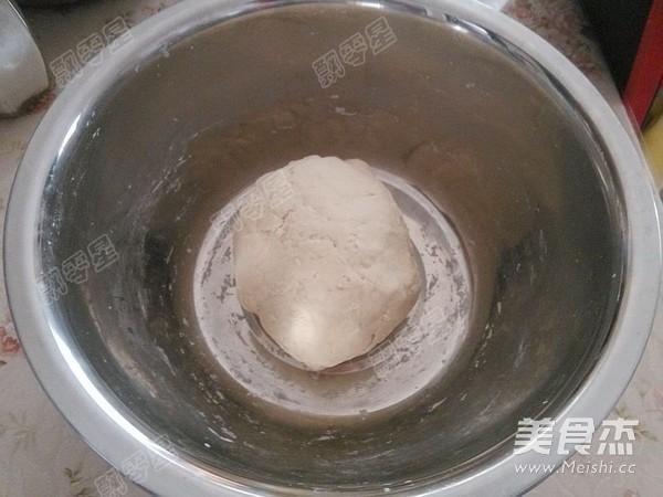 河南抻面的做法步骤:4