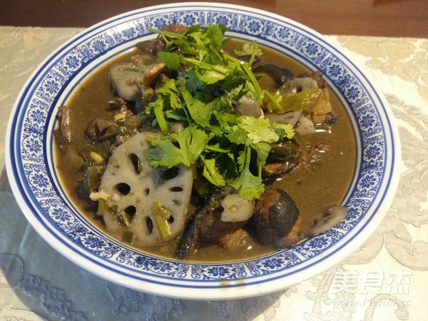 酸菜莲藕娃娃鱼的做法步骤:9