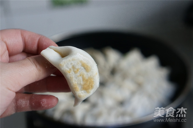 野香芹煎饺樱花味道的做法步骤：6