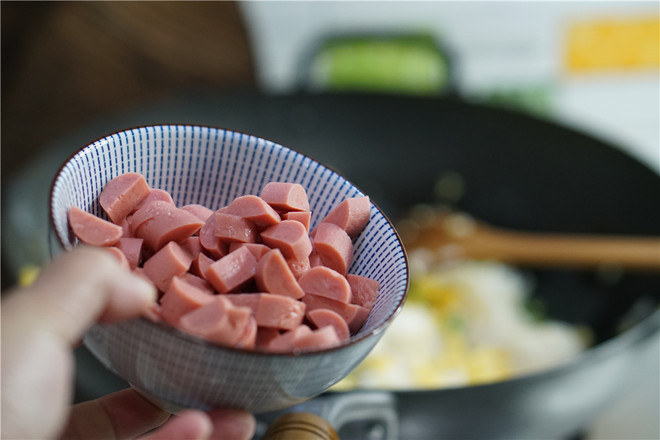 青豆玉米蛋炒饭的做法步骤:6