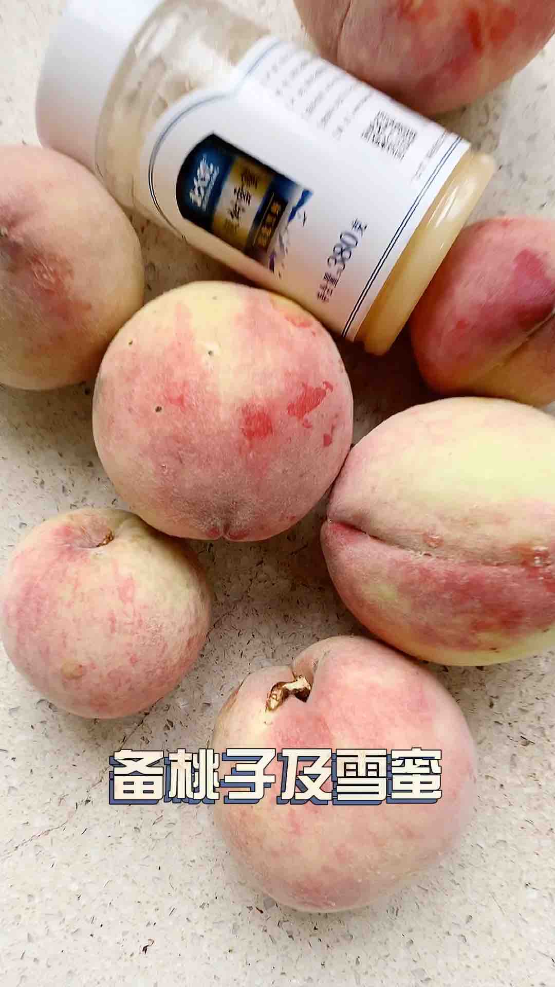 蜜桃糖水的做法步骤：1