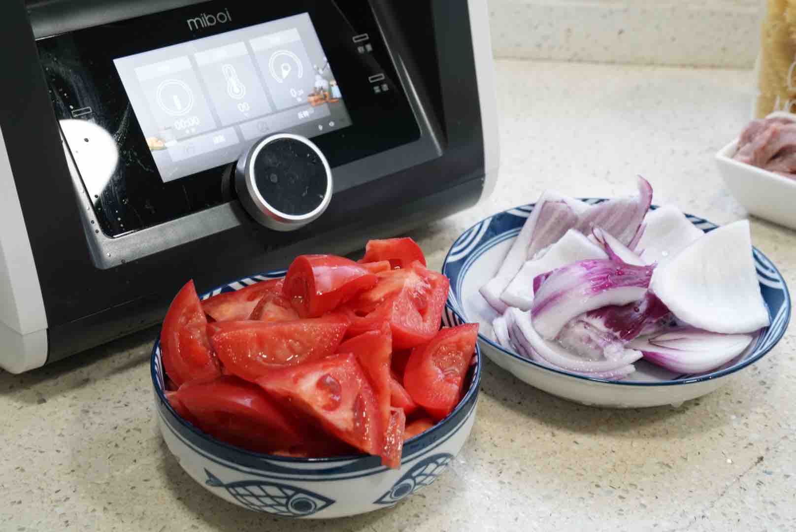 牛肉茄汁意面的做法步骤：2