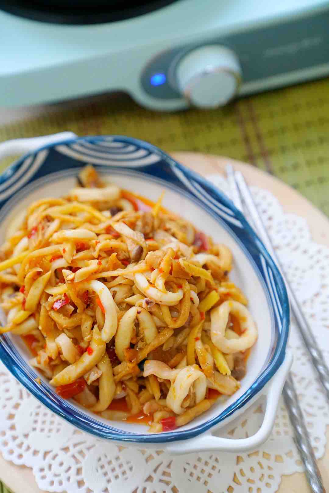 菇丝鱿鱼圈的做法步骤：7