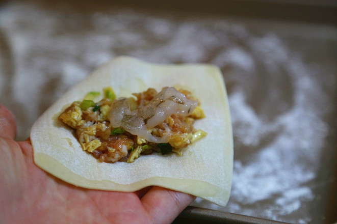 南瓜丝儿虾仁馄饨的做法步骤:13