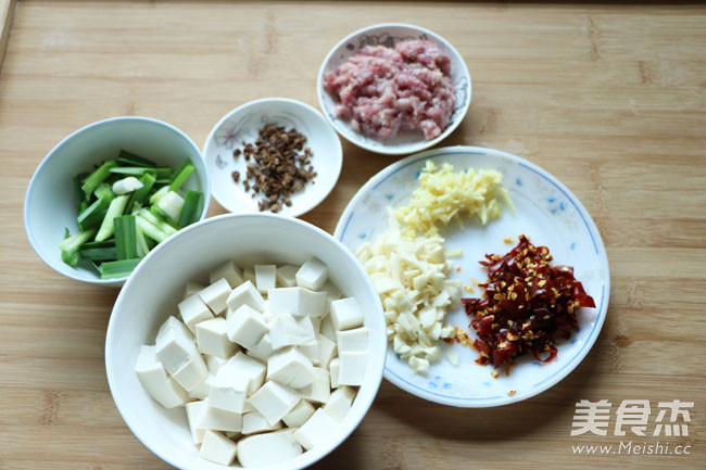 家常版麻婆豆腐的做法步骤:2