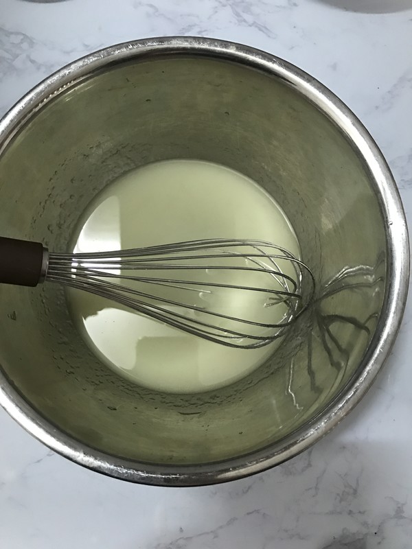 龙猫戚风蛋糕的做法步骤:3