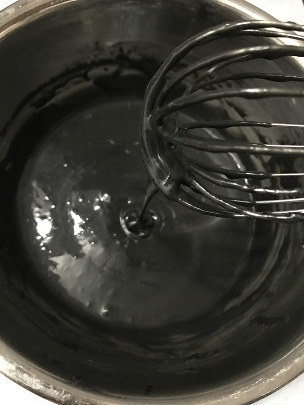 龙猫戚风蛋糕的做法步骤:6