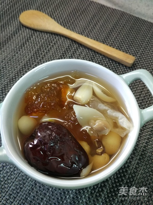 桃胶养颜汤的做法步骤:6