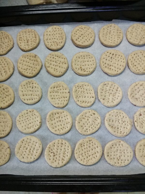 减肥之低脂杂粮饼干的做法步骤:10