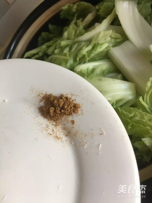 猪肉炖白菜干豆腐的做法步骤:7