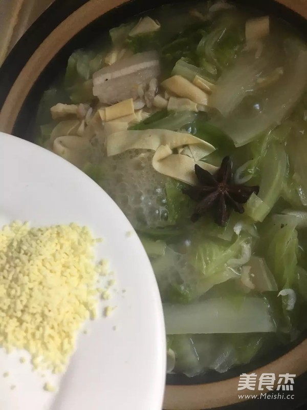 猪肉炖白菜干豆腐的做法步骤:10