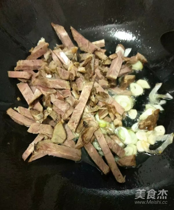 土豆烧牛肉的做法步骤:10
