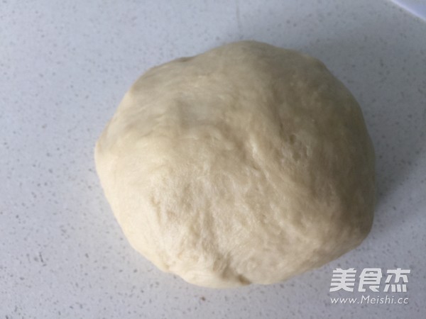 香葱沙拉香肠面包的做法步骤:3